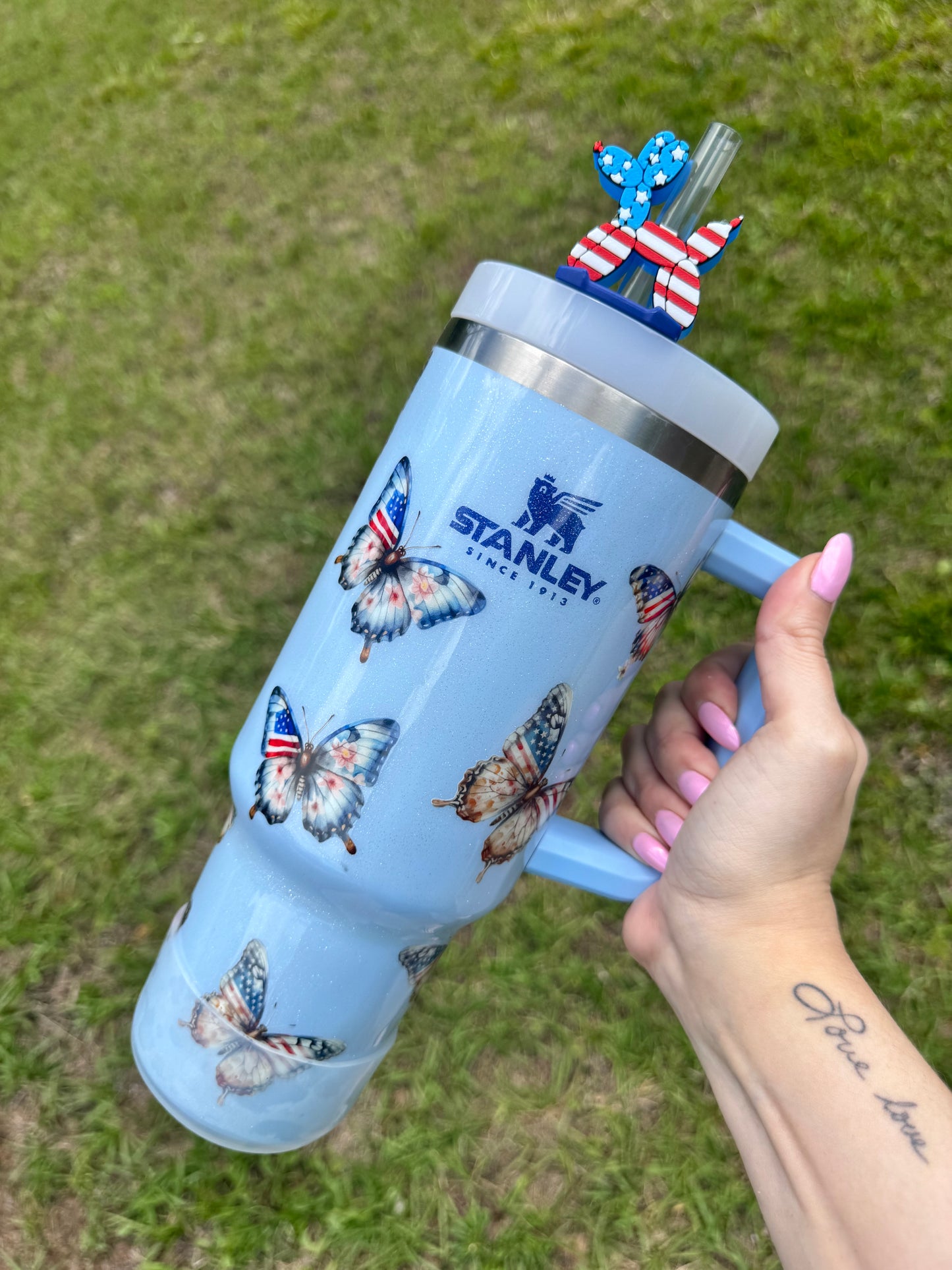 Patriotic Balloon Dog Straw Buddy