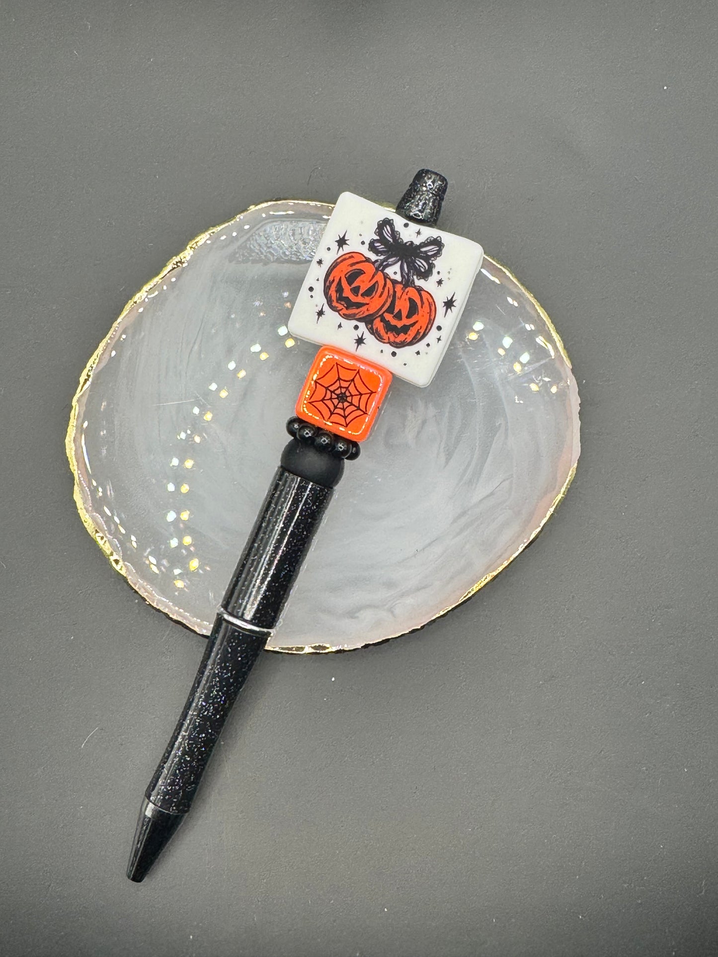 Cherry Pumpkin - Pen