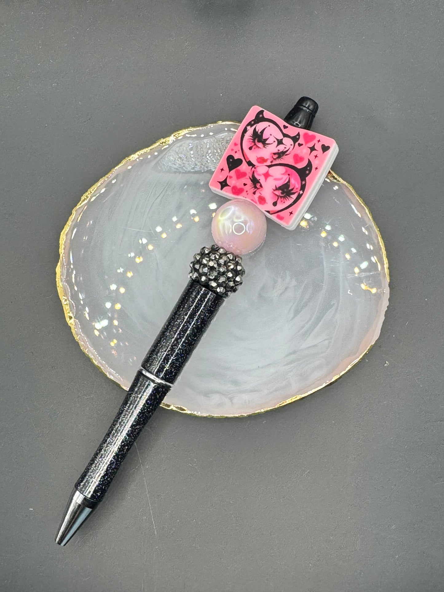 Heart Eyes & Lies Pen