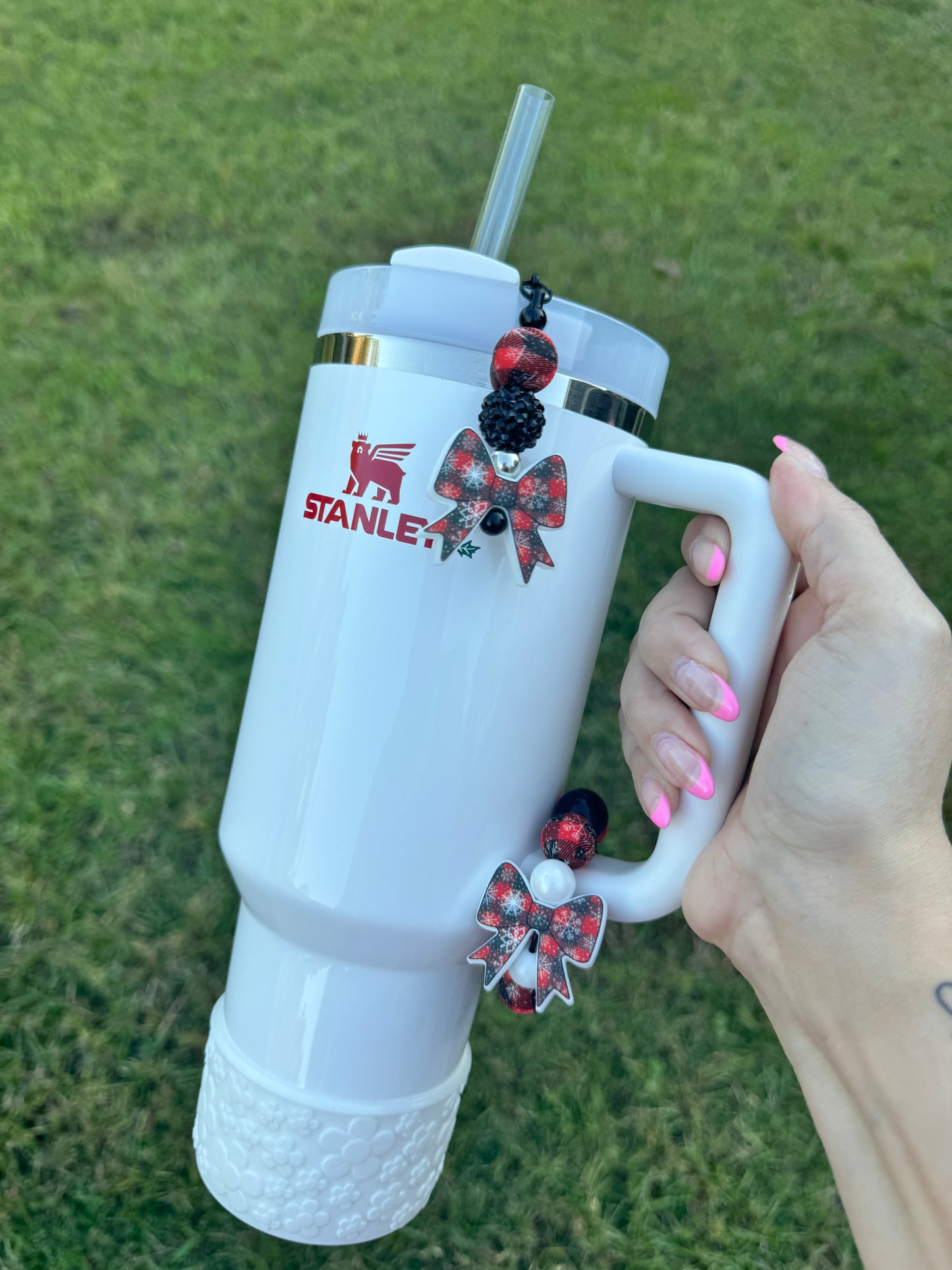 Buffalo Plaid Bow Cup Set