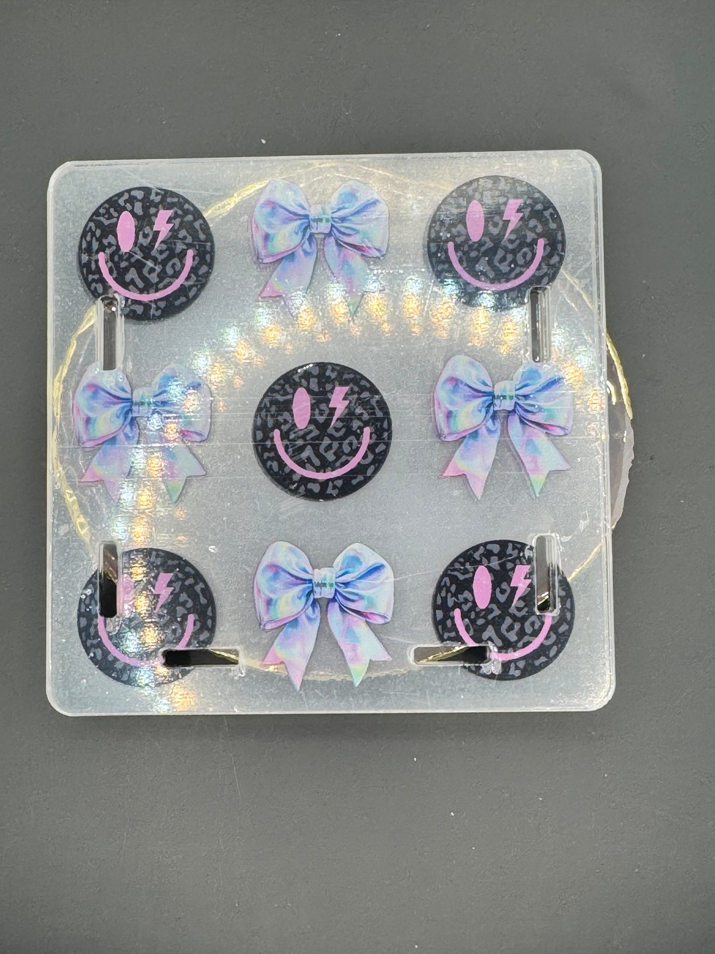 Electric Smiley - Acrylic Pen Holder