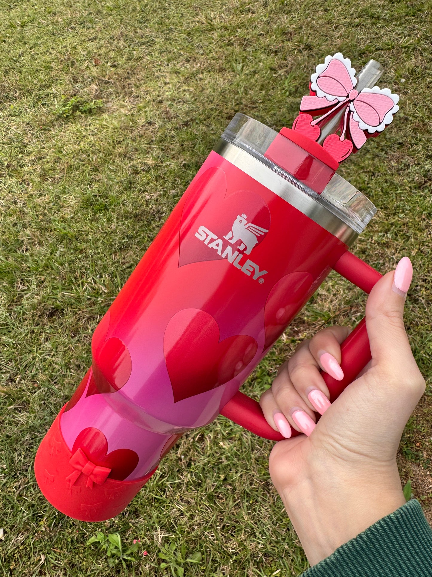 Ruffle Cherries Straw Buddy