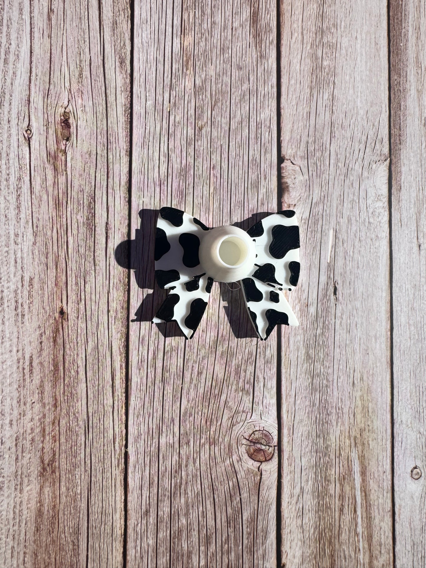 3D Printed Single Beadable Pen Cow Bow Stand