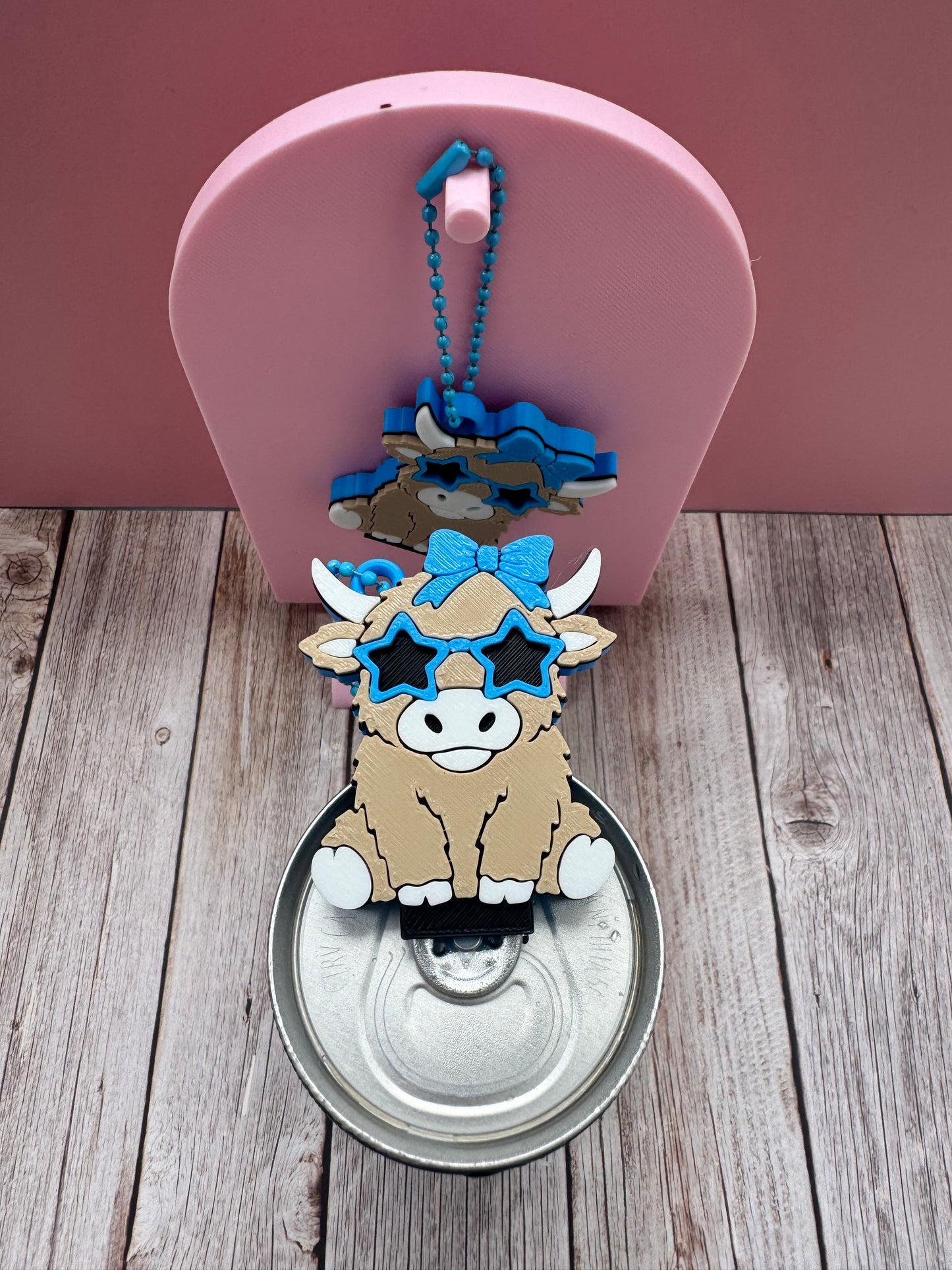 3D Printed Sunglasses Highland Cow - Soda Can Opener Keychain