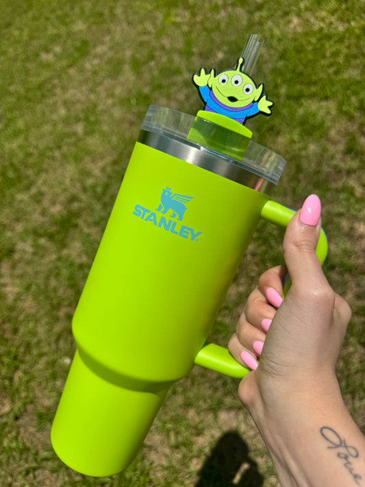 The Claw Straw Buddy
