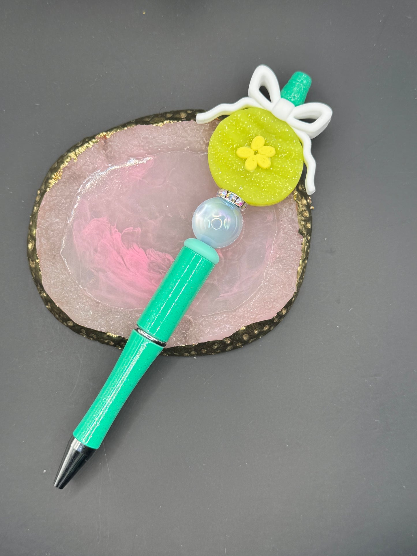3D Coquette Pickle Slice - Pen