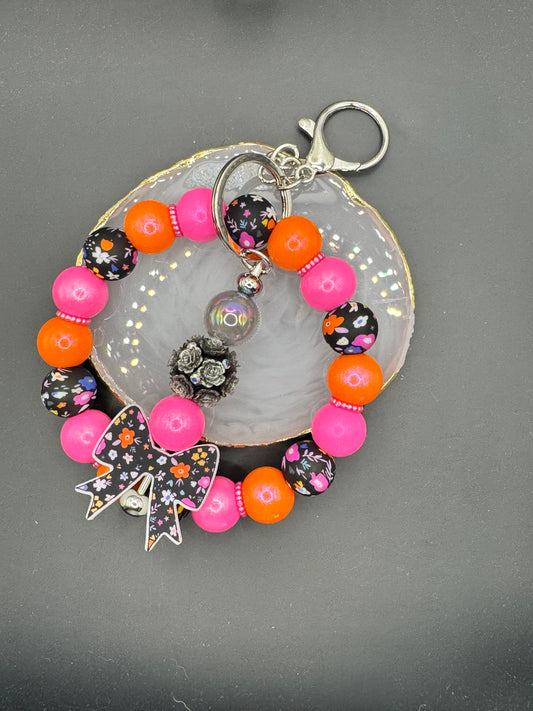 Midnight Daisies - Wristlet & Keychain