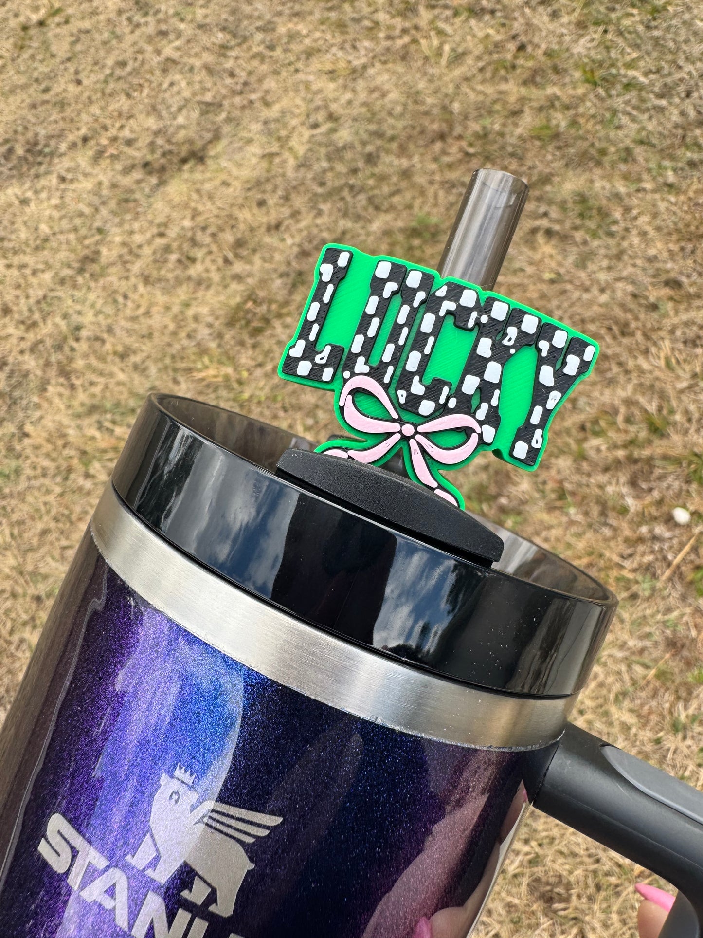 Checkered Lucky Straw Buddy