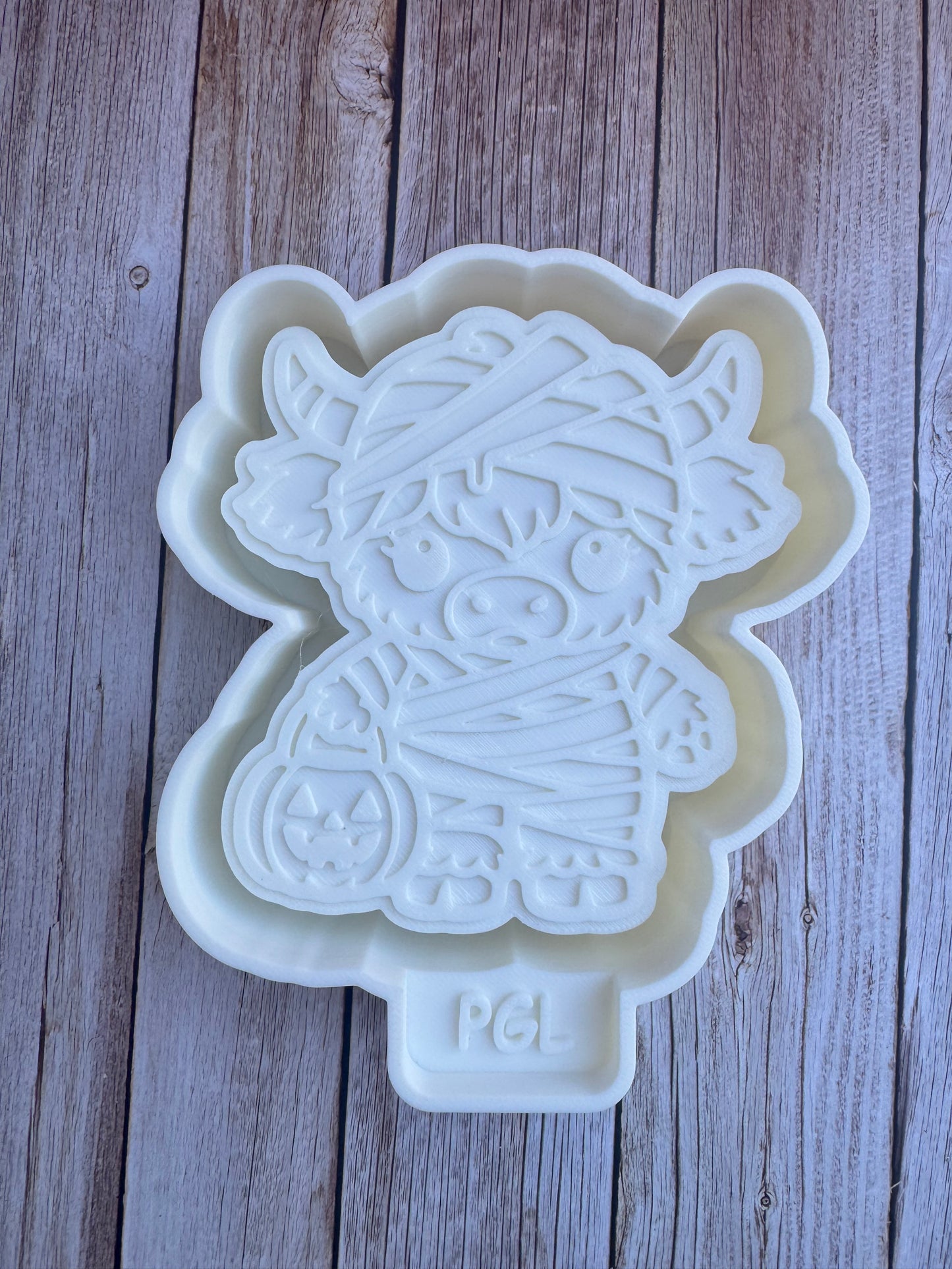 Mummy Cow Silicone Freshie Mold