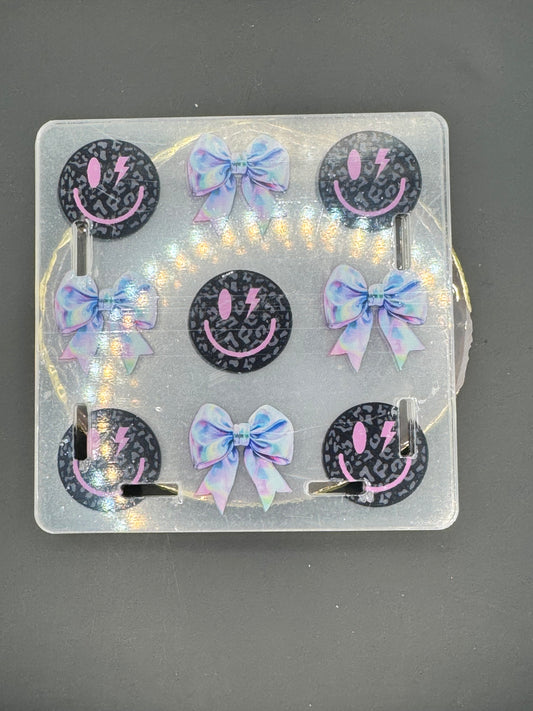 Electric Smiley - Acrylic Pen Holder