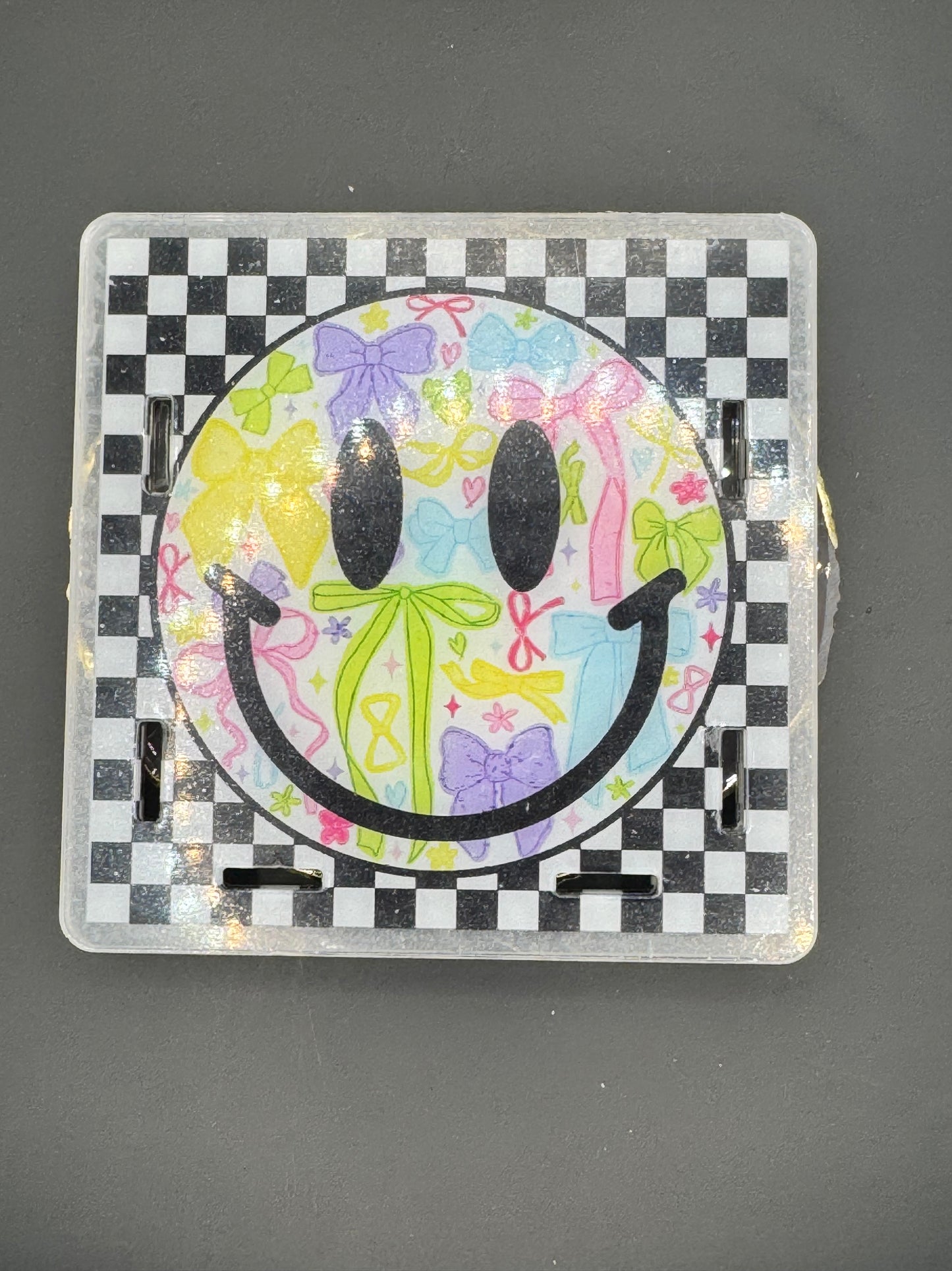 Bow Smiley - Acrylic Pen Holder