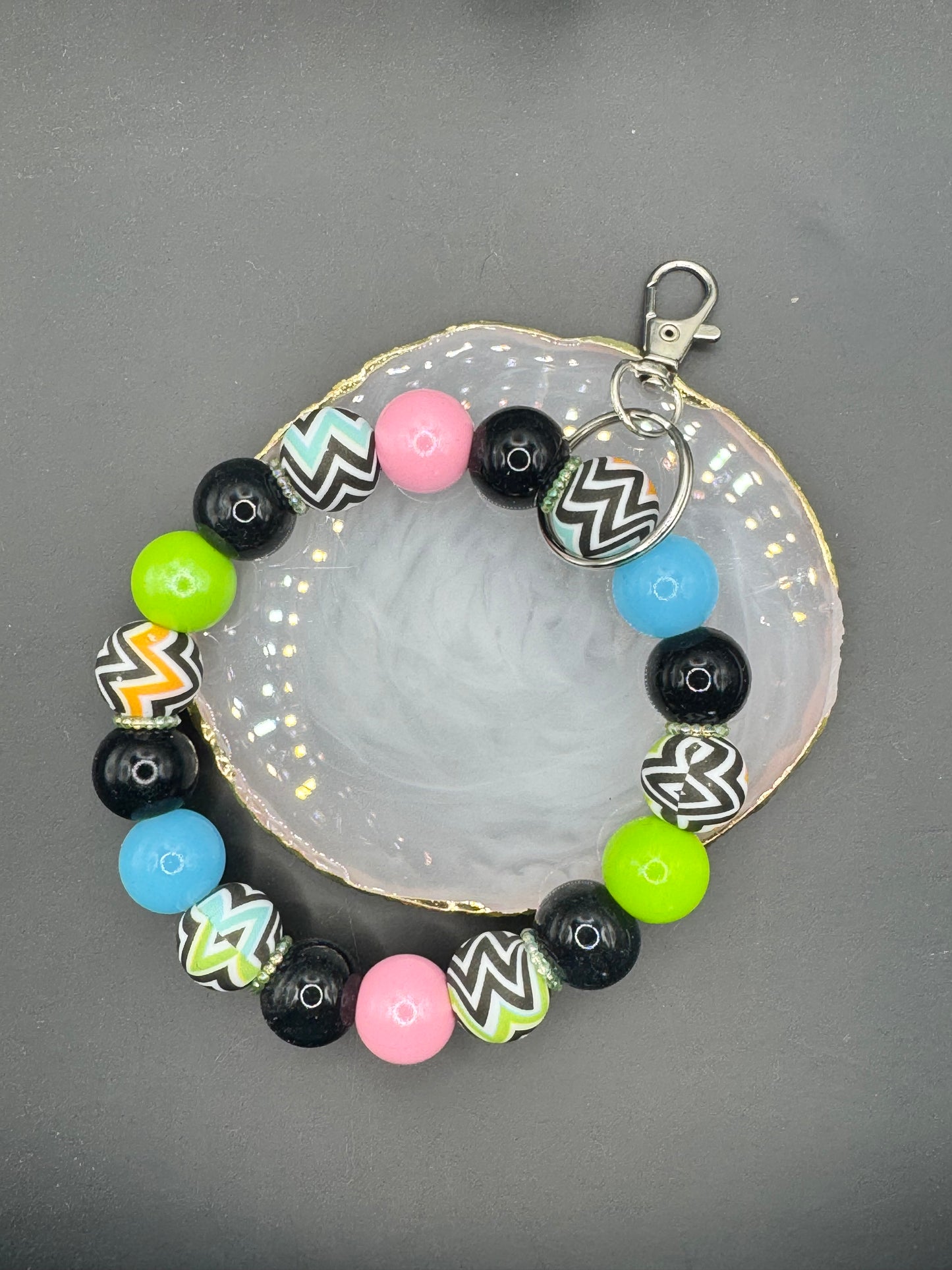 Chevron Pop Key Loop