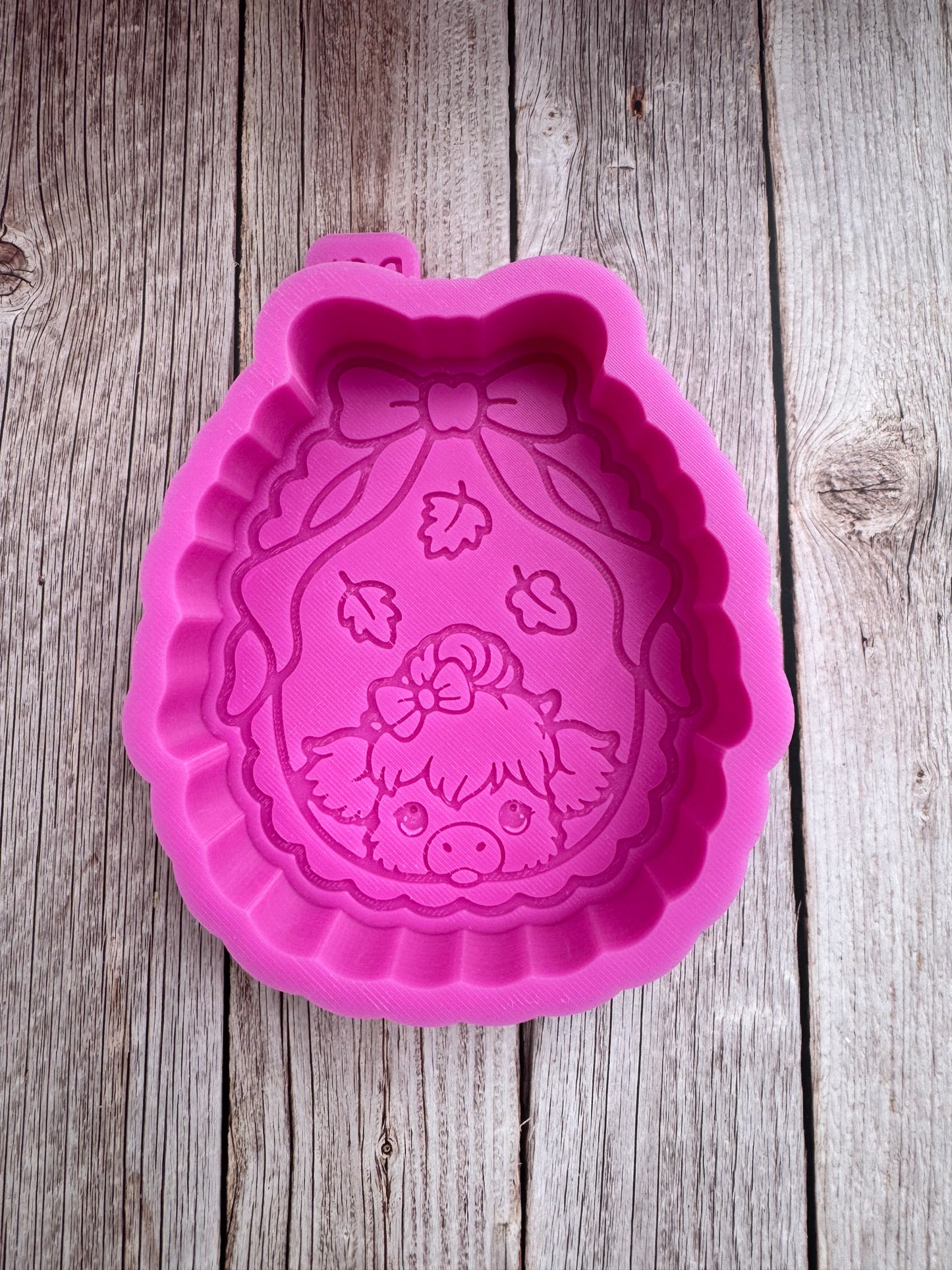 Poppy the Cow Silicone Freshie Mold