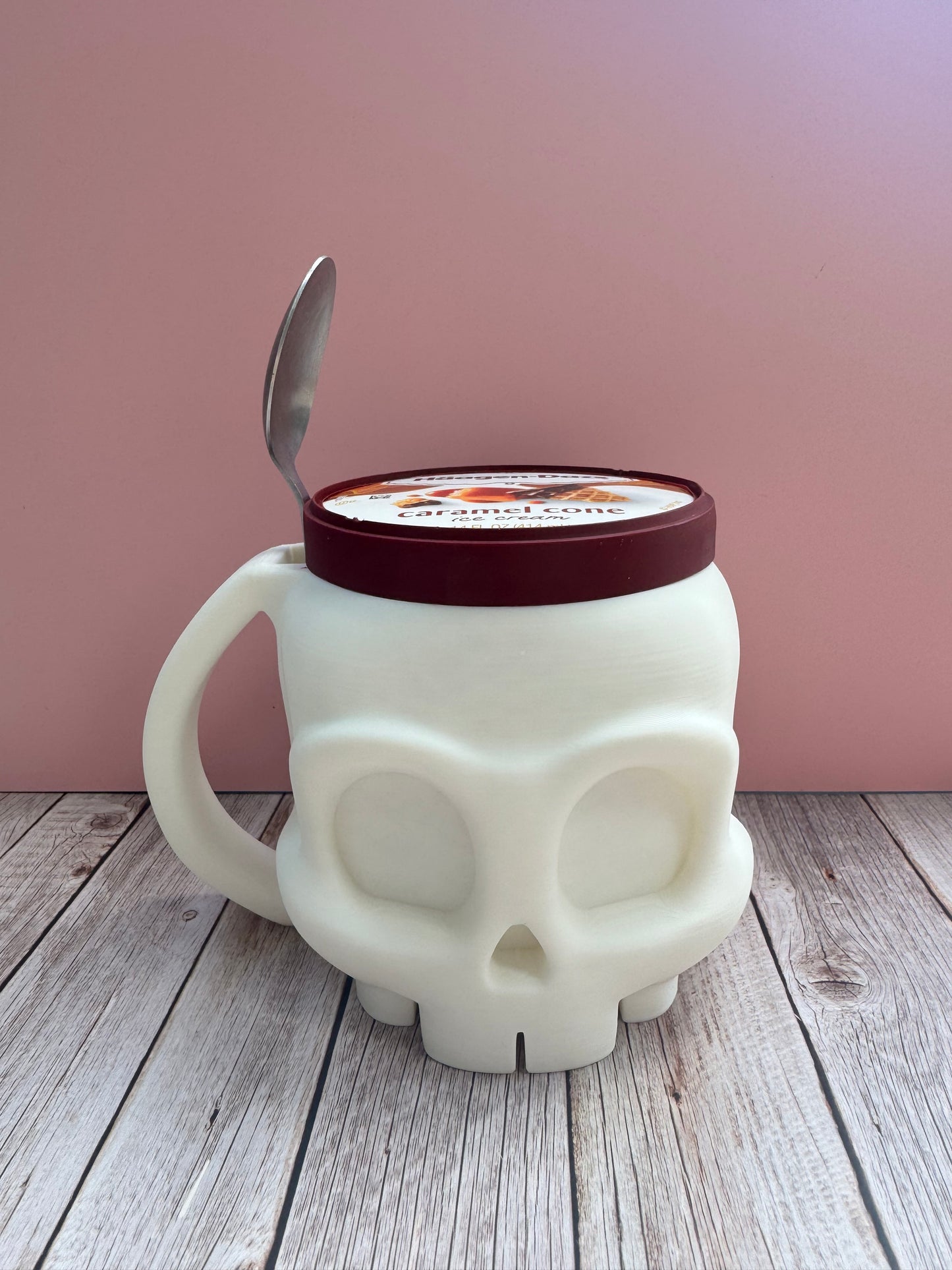 Halloween Ice Cream Pint Holder | 3D Printed Skull Ice Cream Tub Holder with Spoon Slot | Spooky Movie Night Gift