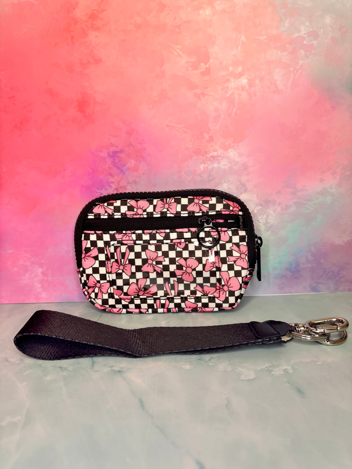 Checkered Bows - Wristlet Wallet